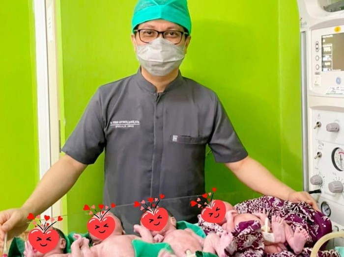 Kekuatan Seorang Ibu: Hasriana Lahirkan Kembar Empat di Usia Kehamilan 32 Minggu